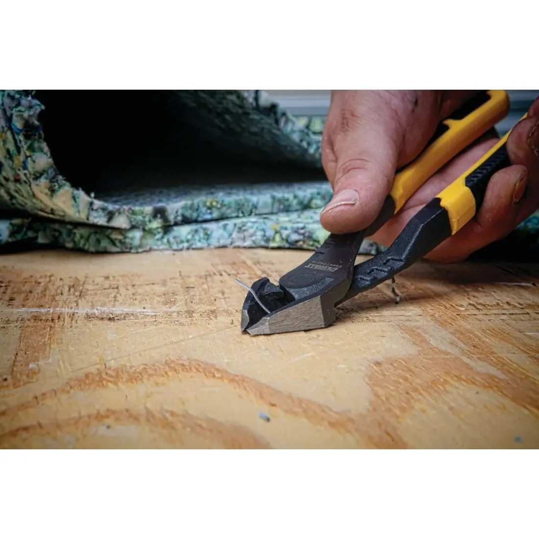 Alicate de corte diagonal 8" Ponta alavanca DWHT4274 Dewalt