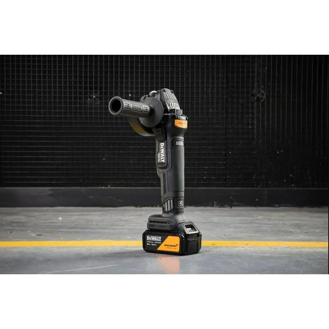 Esmerilhadeira angular 20V kit F1 Mclaren Edição especial DCG45MP2T Dewalt