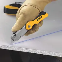 Estilete dobrável retrátil 18mm c/ 3 lâminas DWHT10035L Dewalt - imagem 3