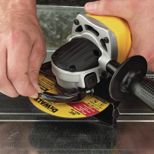 ESMERILHADEIRA 4 1/2”-5" (115-125MM) 20V MAX* LI-ION, SEM BATERIA E SEM CARREGADOR-  DEWALT DCG412B