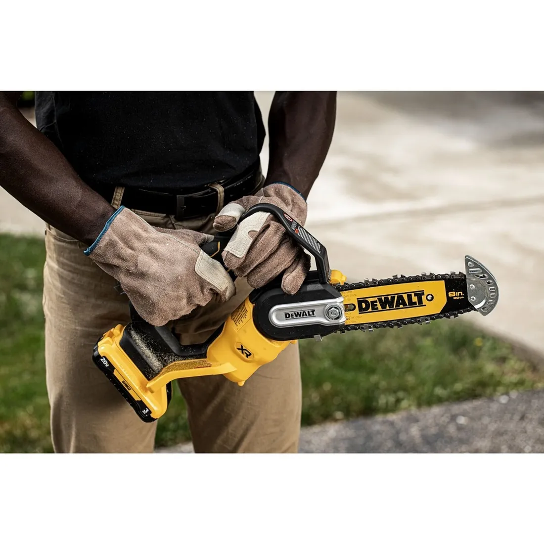 Eletrosserra de Poda 8" (20cm) BRUSHLESS 20V MAX XR DEWALT DCCS623B 