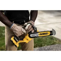 Eletrosserra de Poda 8" (20cm) BRUSHLESS 20V MAX XR DEWALT DCCS623B  - imagem 4