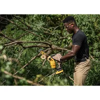 Eletrosserra de Poda 8" (20cm) BRUSHLESS 20V MAX XR DEWALT DCCS623B  - imagem 3