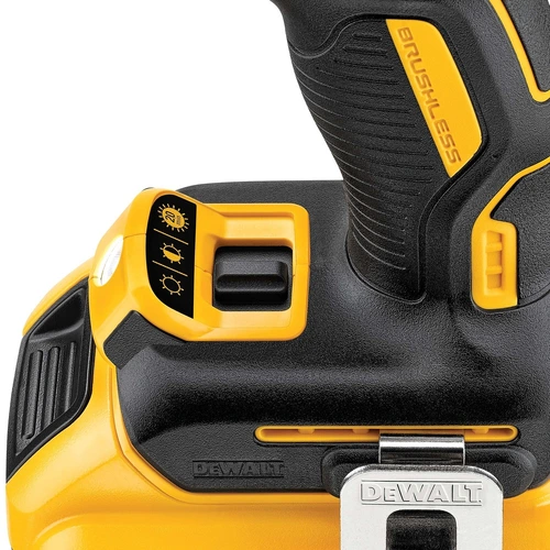 Kit Parafusadeira/Furadeira 1/2''  Com Impacto 20V MAX Ion de Litio XR BRUSHLESS, Carregador Bivolt, 2 Baterias de 2.0Ah e Maleta DEWALT DCD796D2