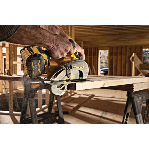 Serra Circular 7-1/4 (184mm) 60V MAX FLEXVOLT SEM BATERIA E SEM CARREGADOR DCS578B DEWALT