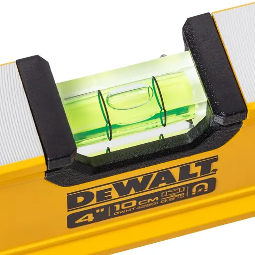 NÍVEL DE BOLSO MAGNÉTICO 4" (10CM) DEWALT DWHT42801 