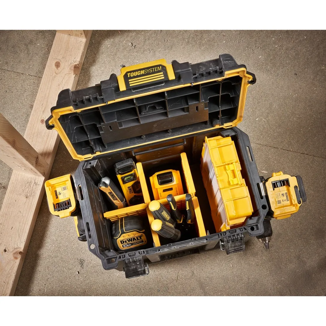 Caixa de ferramentas compacta profunda DEWALT TOUGHSYSTEM 2.0 DWST08035