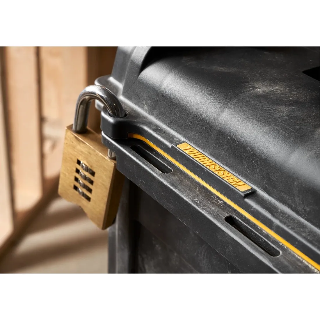 Caixa de ferramentas compacta profunda DEWALT TOUGHSYSTEM 2.0 DWST08035