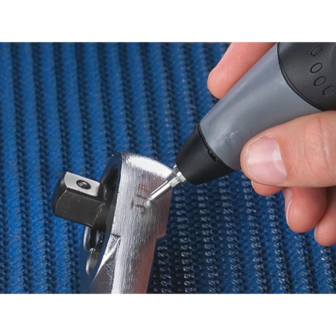 Gravador elétrico de peças 127V - DREMEL 290-40