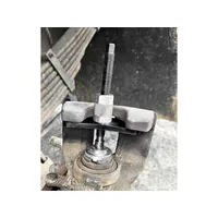 Ferramenta para retornar o êmbolo das pinças de freio traseiras caminhões VW 756001 RAVEN - imagem 1