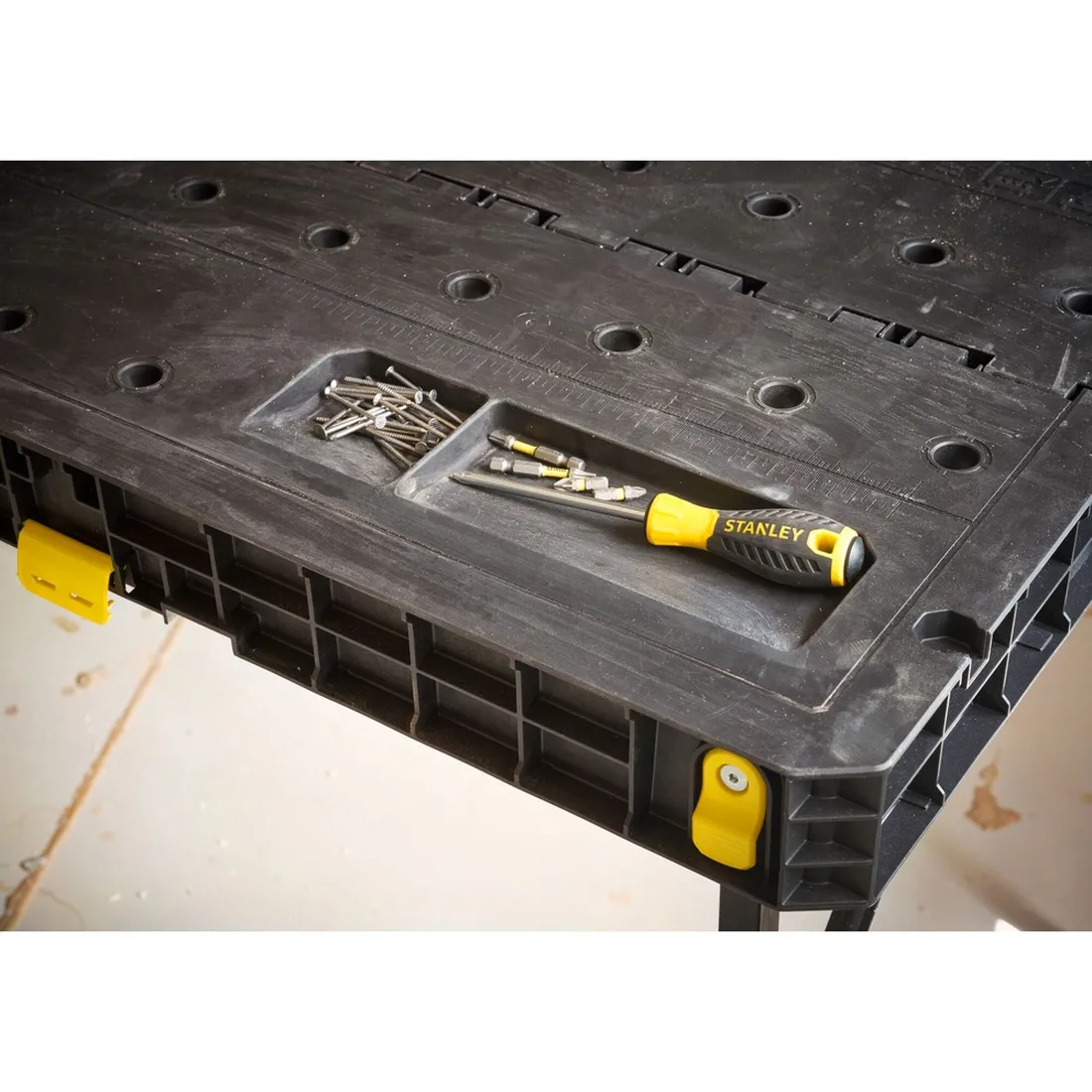 BANCADA DE TRABALHO DOBRAVEL STST83492-1 STANLEY