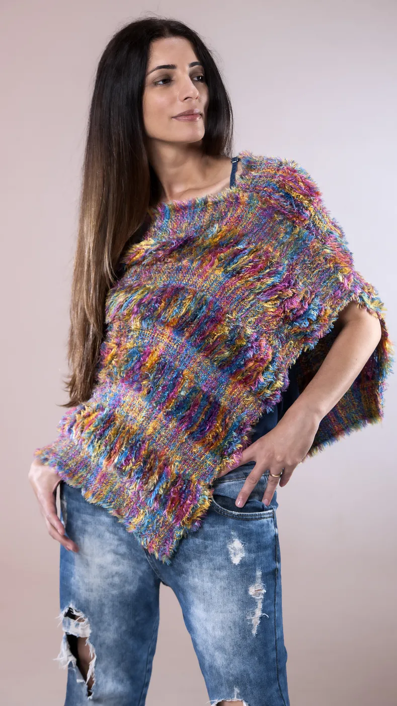 Pelerine de Inverno Artesanal em Tear Manual | Moça Prendada