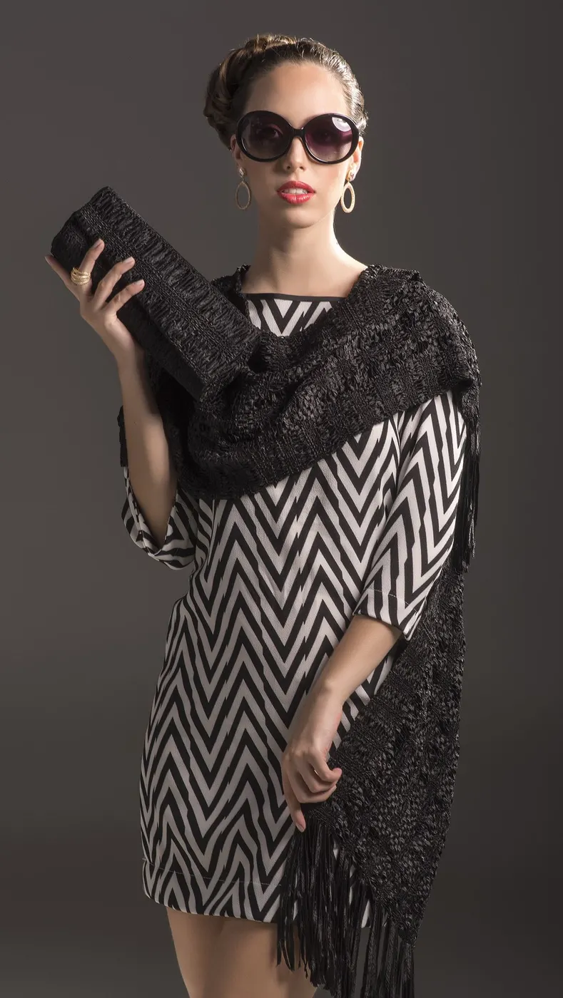 Echarpe Flower Pequena Artesanal | Moça Prendada