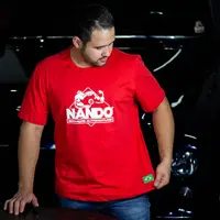 Camiseta Vermelha – Logo Branca - imagem 2