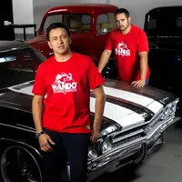 Camiseta Vermelha – Logo Branca - imagem 1