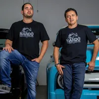 Camiseta Preta - Logo Cinza - imagem 1