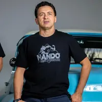 Camiseta Preta - Logo Cinza - imagem 3