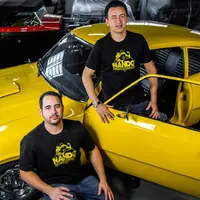 Camiseta Preta - Logo Amarela - imagem 5