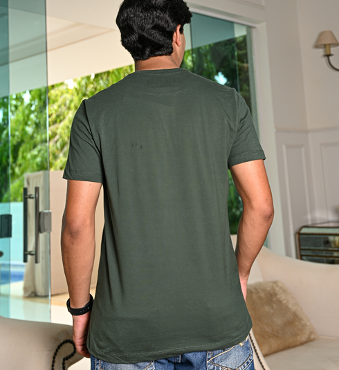Camiseta Verde Militar Bordada (Linha Basic)