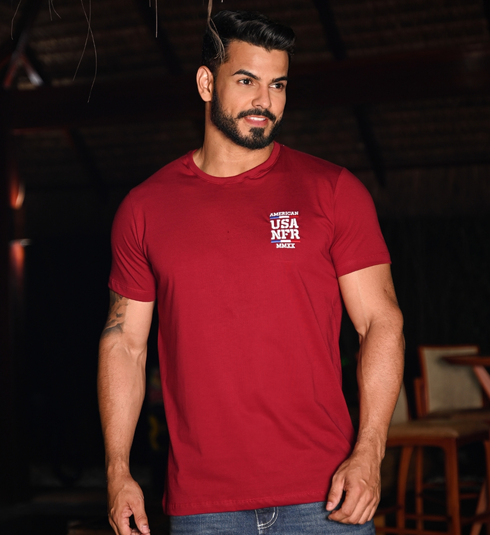 Camiseta Vermelha Bordada NFR