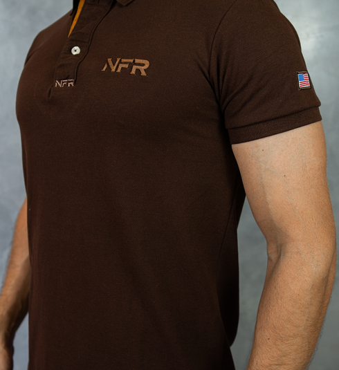 Camiseta Polo Masculina Marrom Bordada – Linha Exclusiva NFR