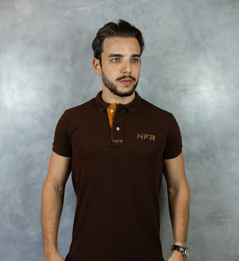 Camiseta Polo Masculina Marrom Bordada – Linha Exclusiva NFR