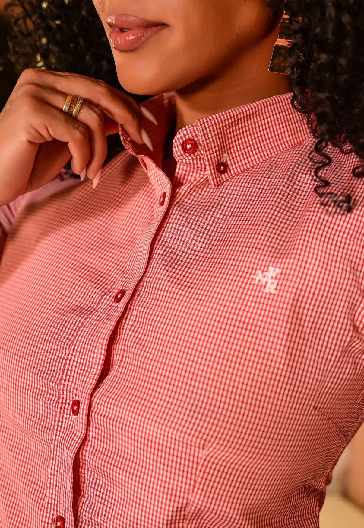 CAMISETE VERMELHA XADREZ