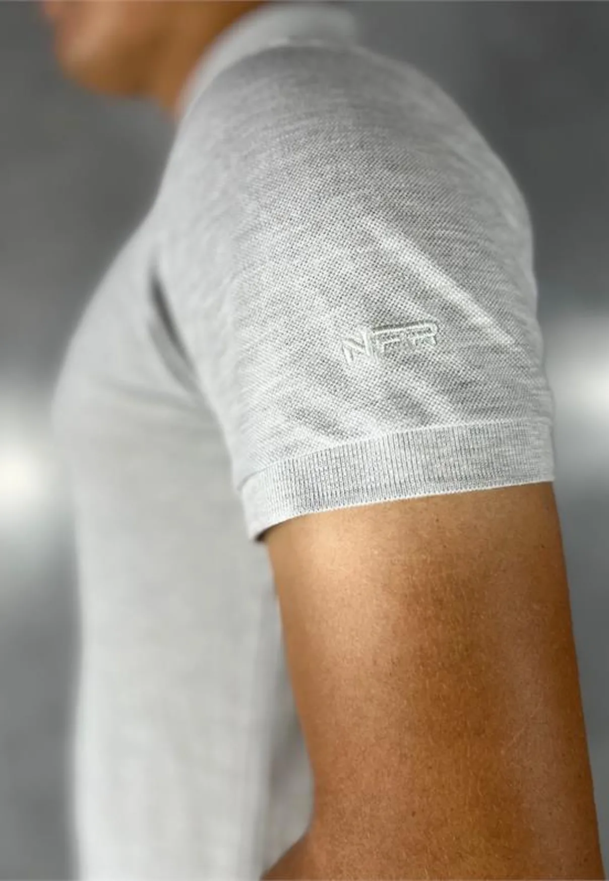 Polo Masculina NFR – Cinza Claro