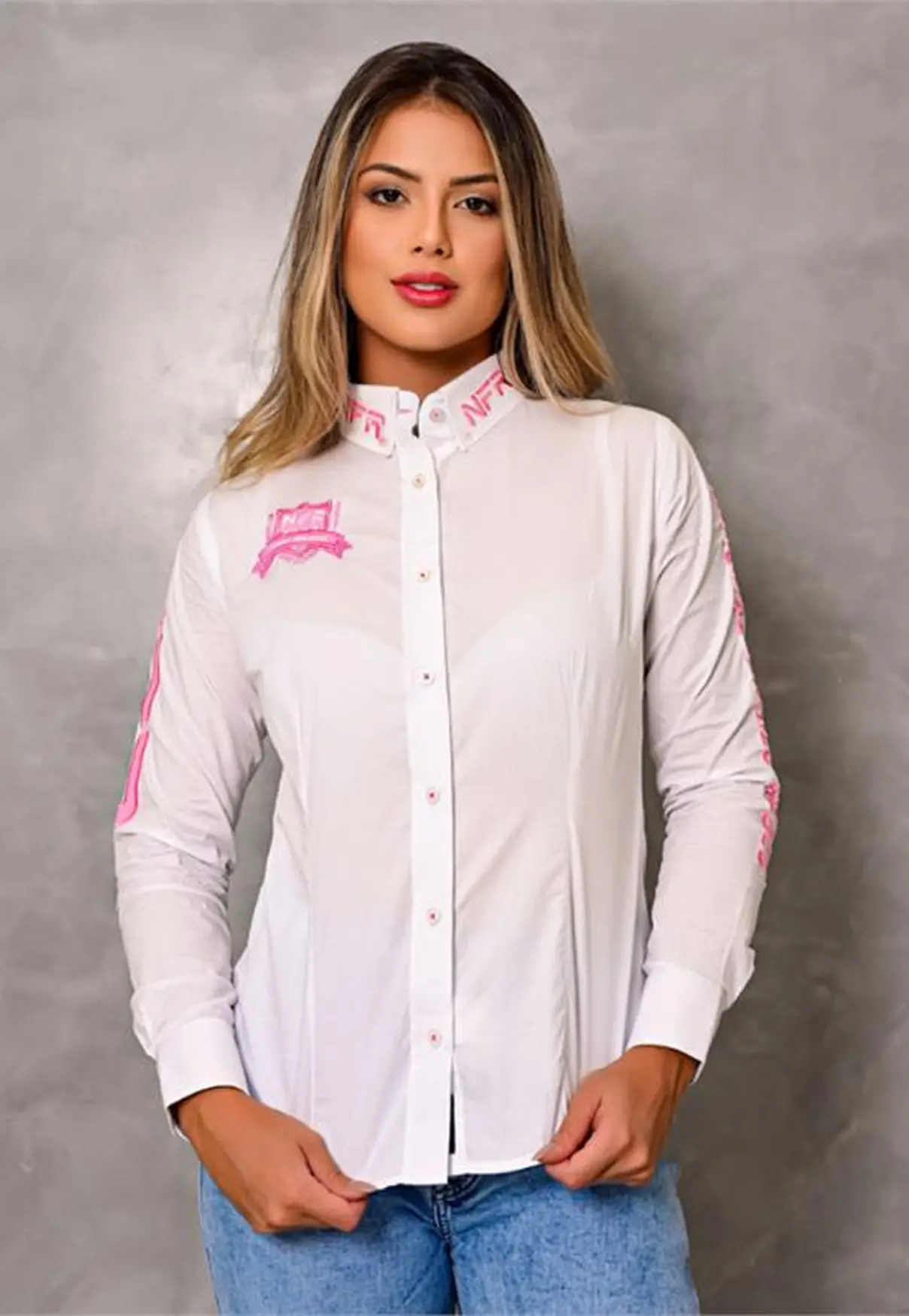 Camisa Feminina NFR Branca com Detalhes Rosa
