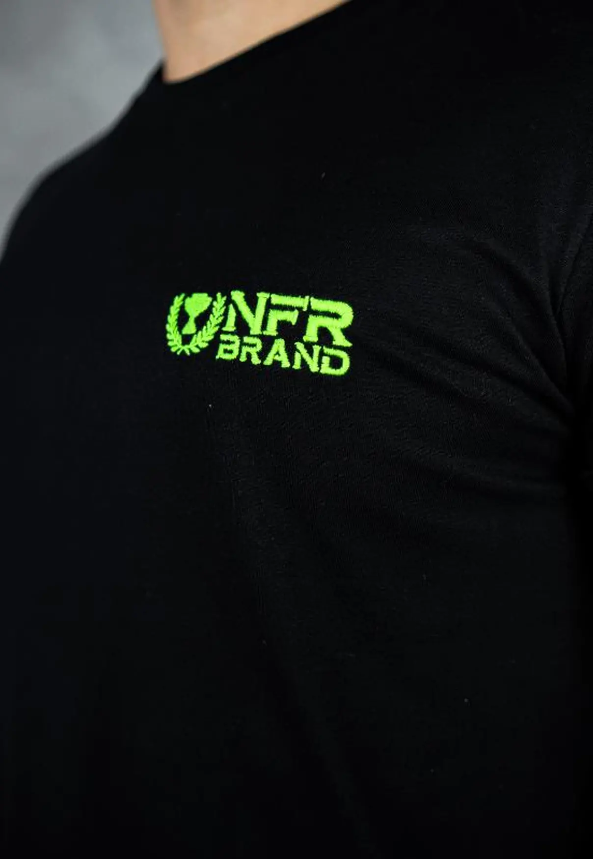 Camiseta NFR Brand Black Neon