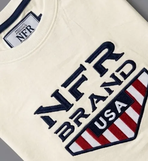 Camiseta NFR Brand USA Off White