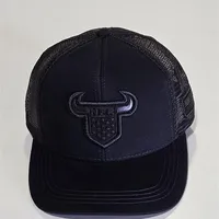 Boné Trucker NFR Bull Black - imagem 1