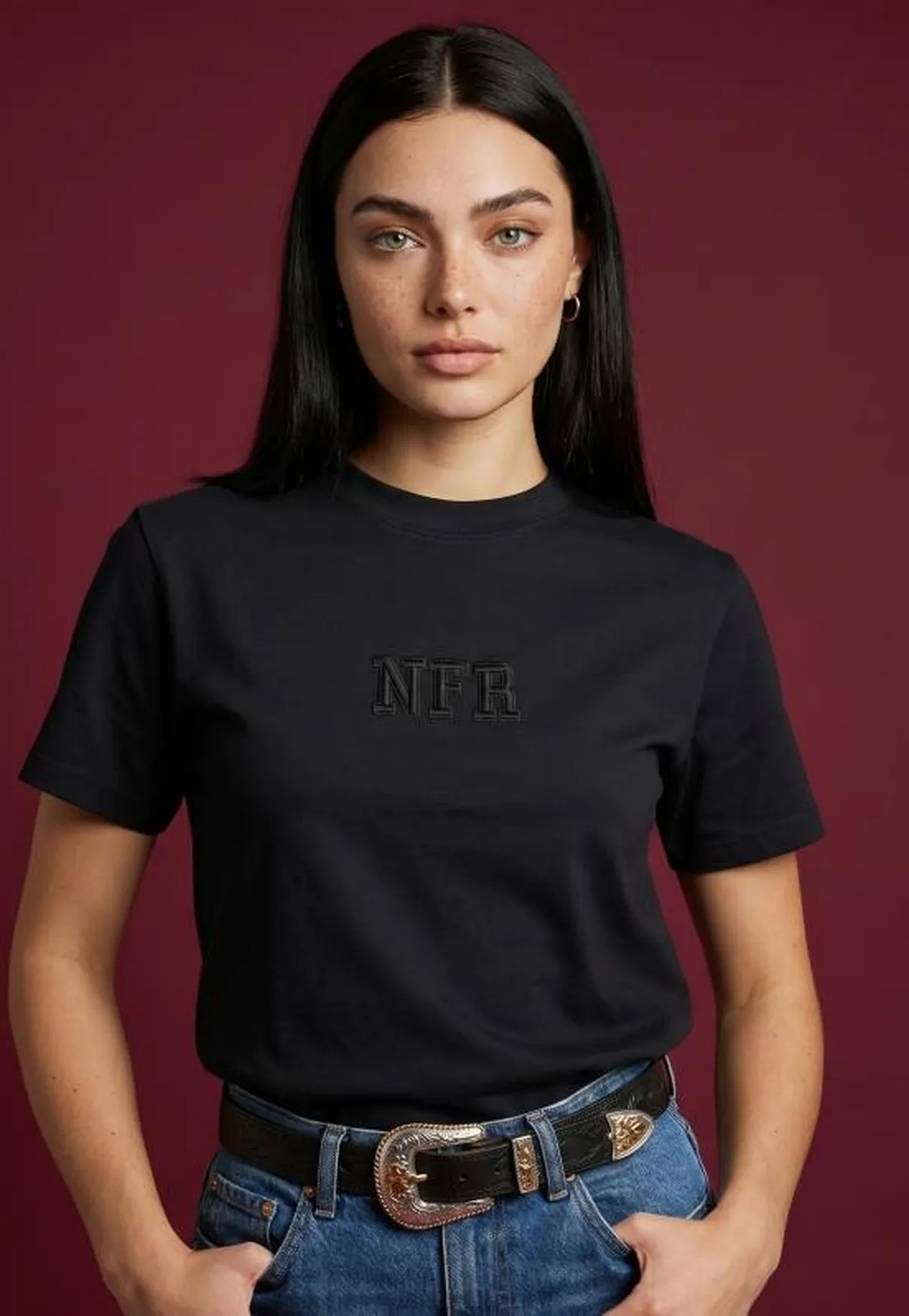 Camiseta Feminina NFR Minimal Black
