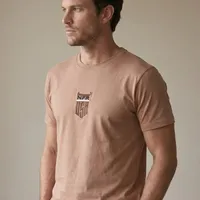 Camiseta Masculina NFR Shield Logo – Bege Rosé - imagem 3