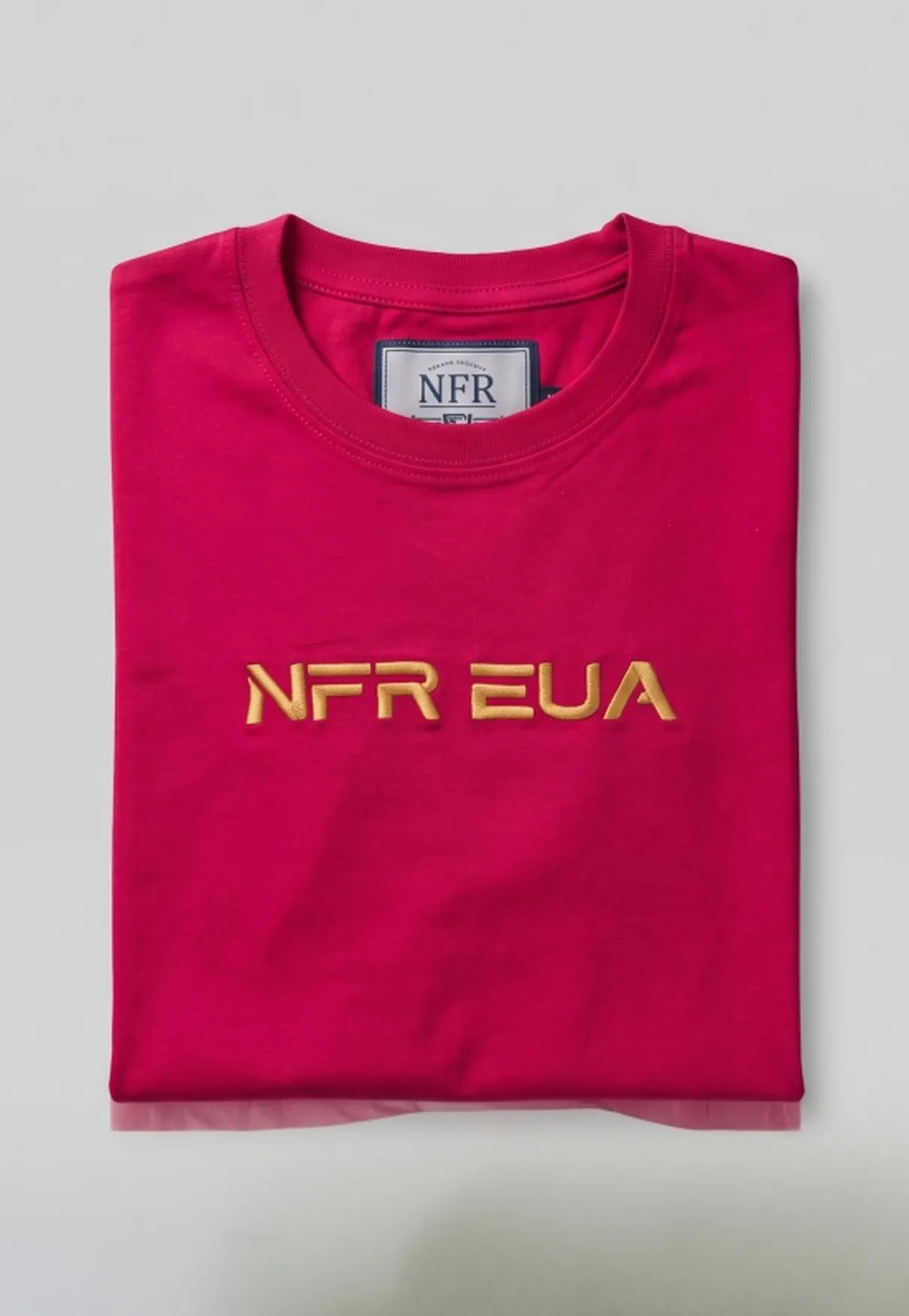 Camiseta Masculina NFR EUA Bordô