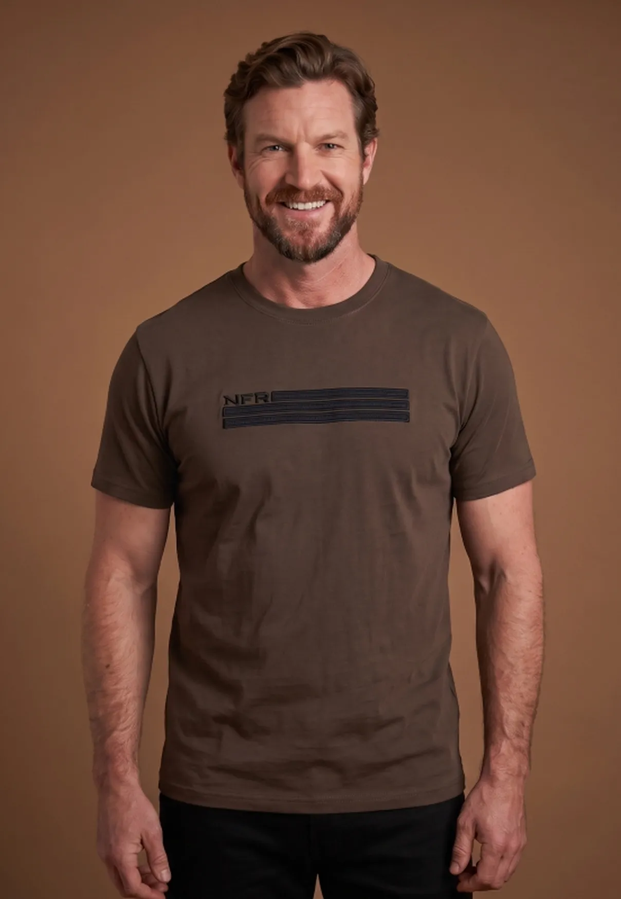 Camiseta Masculina NFR Essentials Marrom