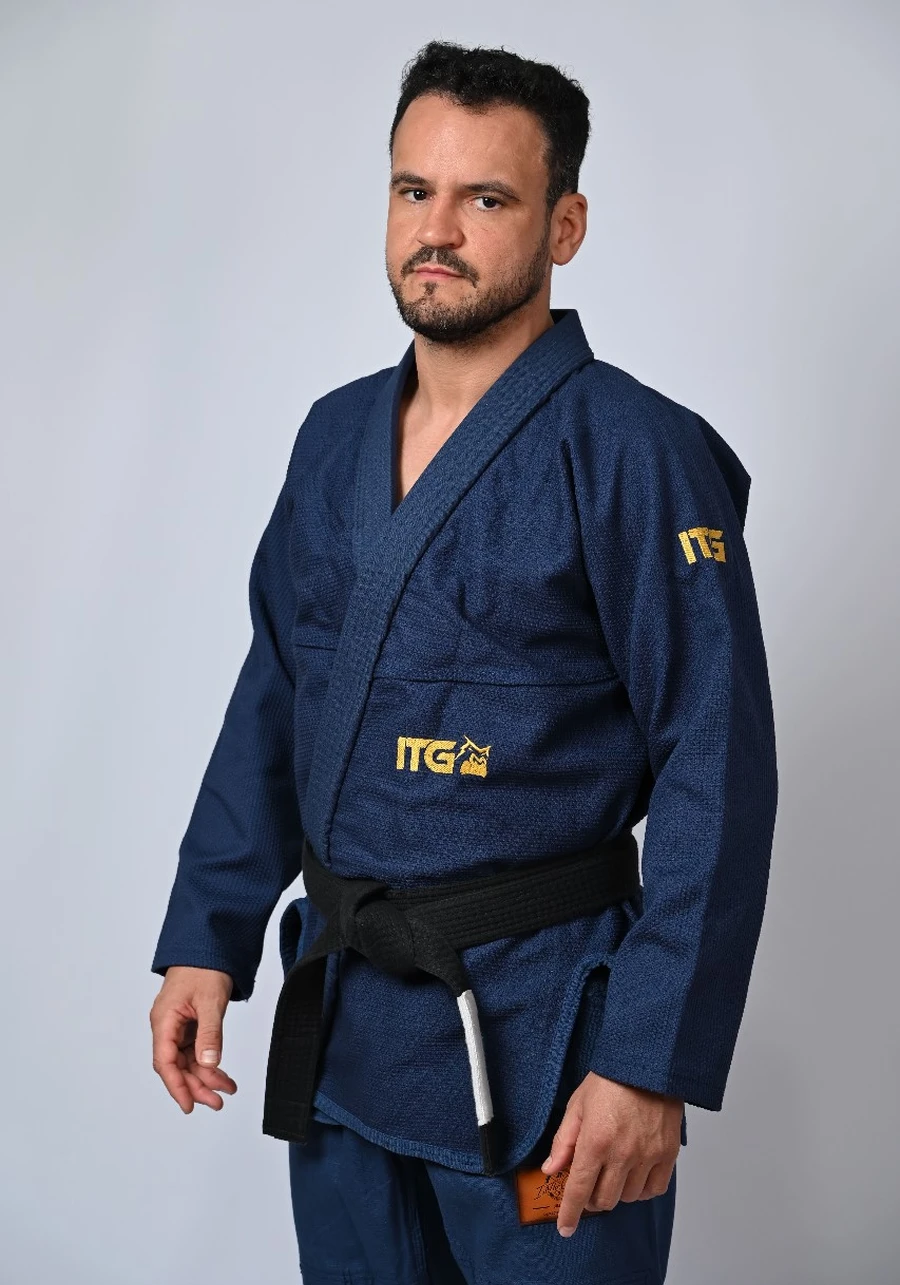 Kimono In The Guard Pro Marinho