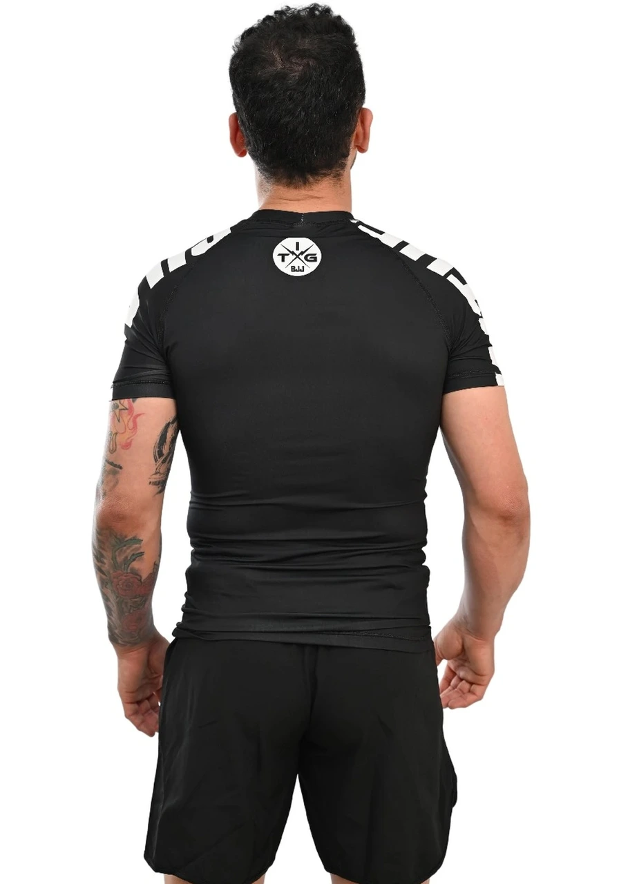 Rash Guard Masculina Cores Faixas Preta