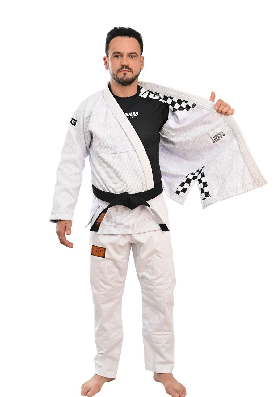 Kimono In The Guard Xadrez Branco