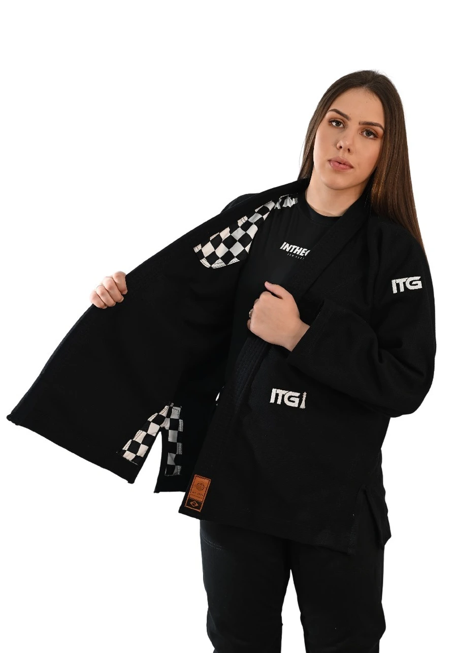 Kimono In The Guard Feminino Xadrez Preto