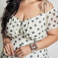 VESTIDO PLUS SIZE POÁ MARIAS BRANCO - imagem 4