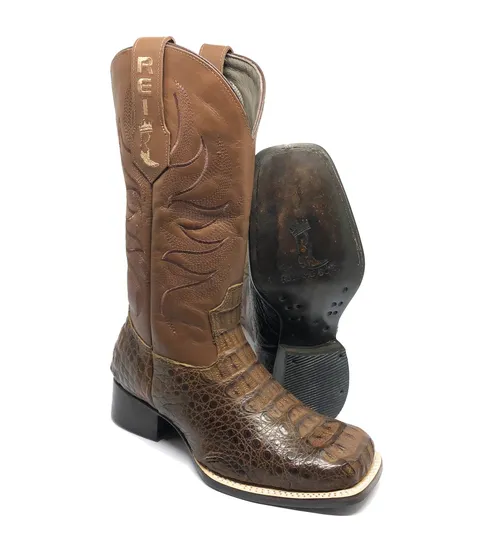 Bota Texana Reizinho Premium de Couro Legítimo de Jacaré Tabaco LIMITED EDITION - Cano Alto, Bico Quadrado - Solado de Couro Artesanal | Reizinho Botas