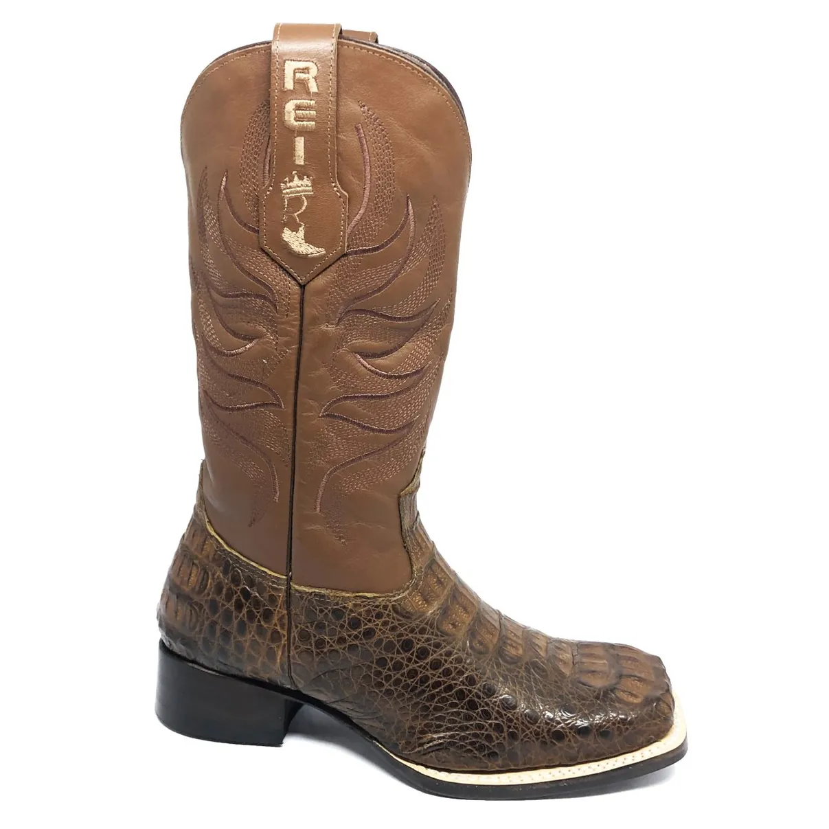 Bota Texana Reizinho Premium de Couro Legítimo de Jacaré Tabaco LIMITED EDITION - Cano Alto, Bico Quadrado - Solado de Couro Artesanal | Reizinho Botas