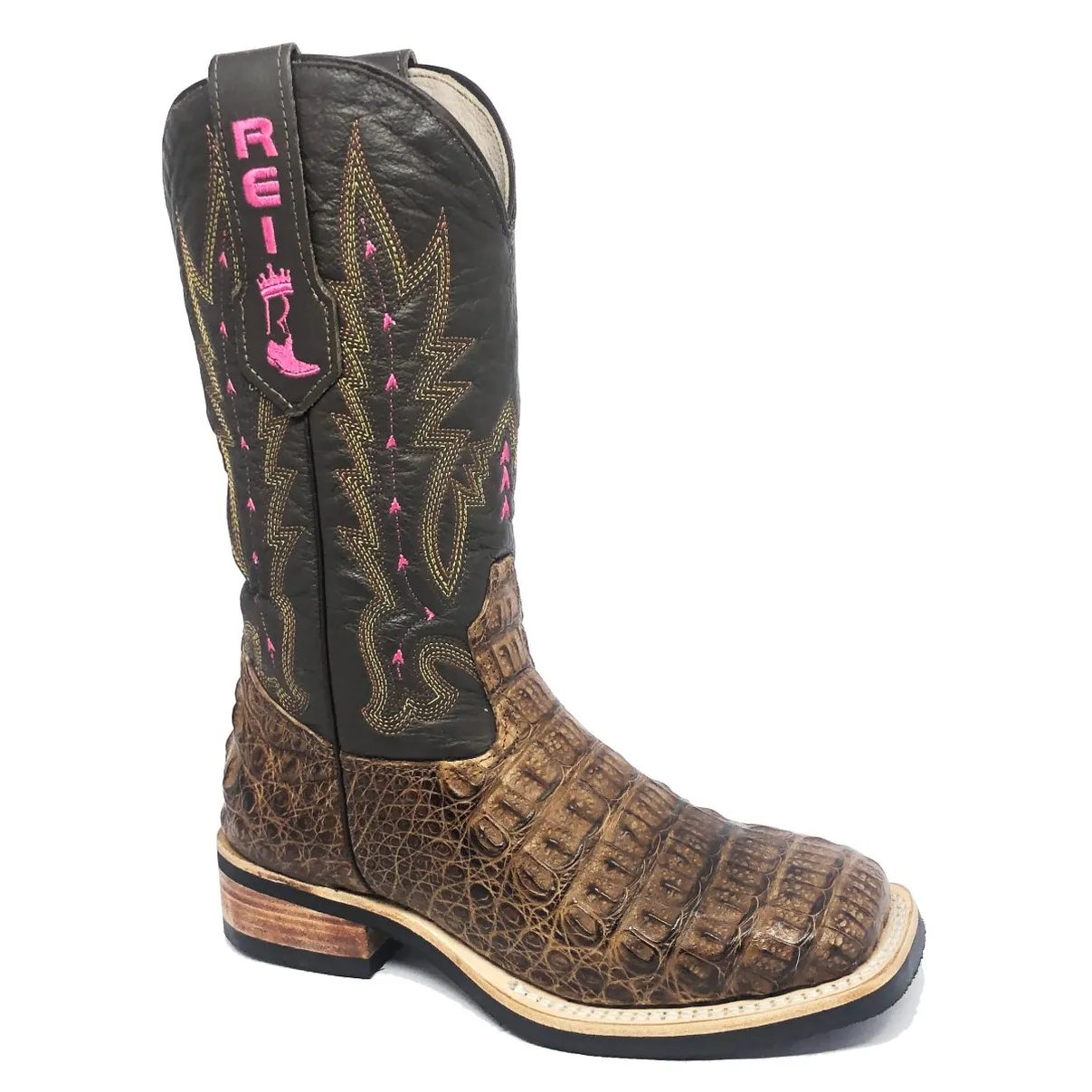 Bota Texana Reizinho Premium de Couro Legítimo de Jacaré Tabaco LIMITED EDITION - Cano Alto, Bico Quadrado - Solado X-Flex Artesanal | Reizinho Botas