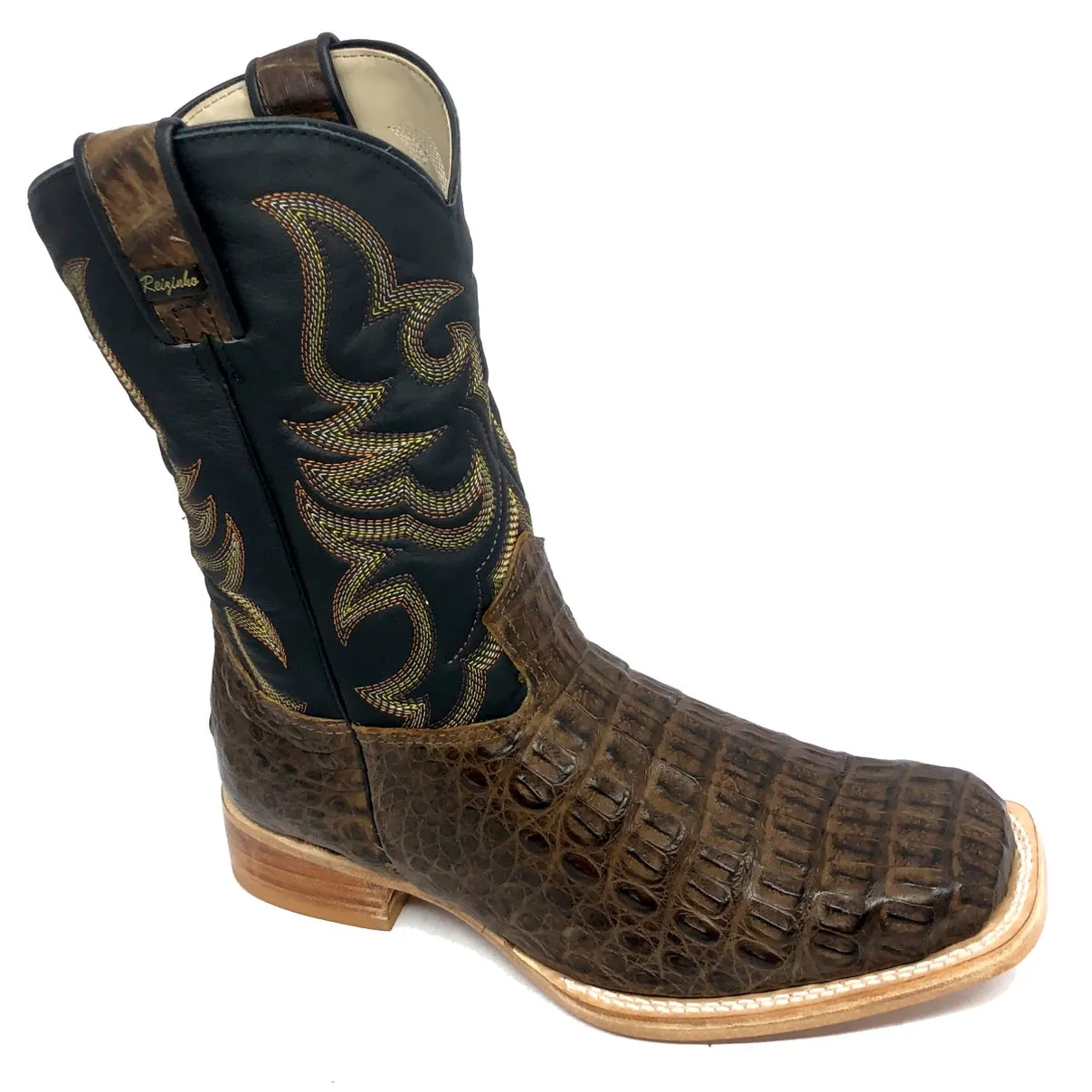 Bota Texana Reizinho Premium de Couro Legítimo de Jacaré Tabaco LIMITED EDITION - Cano Médio, Bico Quadrado - Solado de Couro Artesanal | Reizinho Botas