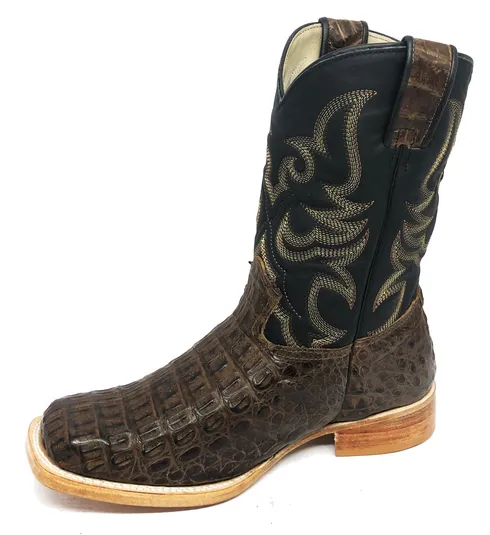 Bota Texana Reizinho Premium de Couro Legítimo de Jacaré Tabaco LIMITED EDITION - Cano Médio, Bico Quadrado - Solado de Couro Artesanal | Reizinho Botas