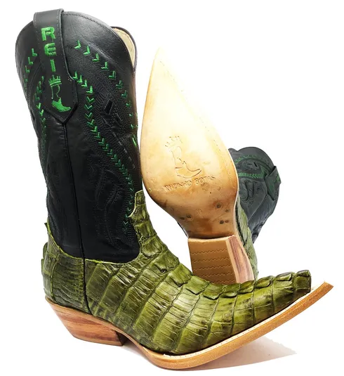 Bota Texana Reizinho Premium de Couro Legítimo de Jacaré Verde Musgo Rabo LIMITED EDITION - Cano Alto, Bico Fino - Solado de Couro Artesanal