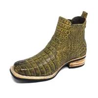 Bota Texana Reizinho Premium de Couro Legítimo de Jacaré Verde Musgo Rabo LIMITED EDITION - Cano Curto Elástico, Bico Quadrado - Solado X-Flex Artesanal | Reizinho Botas - imagem 3