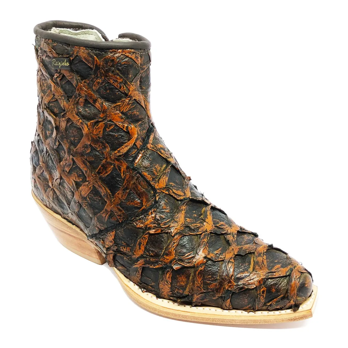 Bota Texana Reizinho Premium de Couro Legítimo de Pirarucu Brown Gold - Cano Curto, Bico Fino Quadradinho - Solado de Co