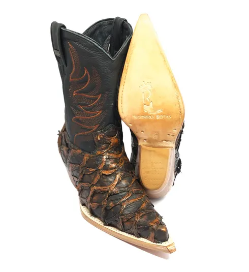Bota Texana Reizinho Premium de Couro Legítimo de Pirarucu Brown Gold - Cano Médio, Bico Fino - Solado de Couro Artesanal